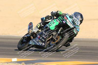 media/Oct-07-2023-CVMA (Sat) [[f84d08e330]]/Race 13 500 Supersport-350 Supersport/